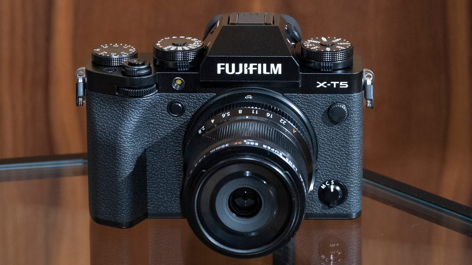 Fujifilm X-T5 Camera Review with XF18-55mm Lens Kit